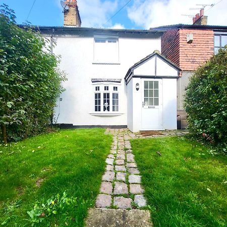 Parkgate Cottage Chelsfield Exterior photo